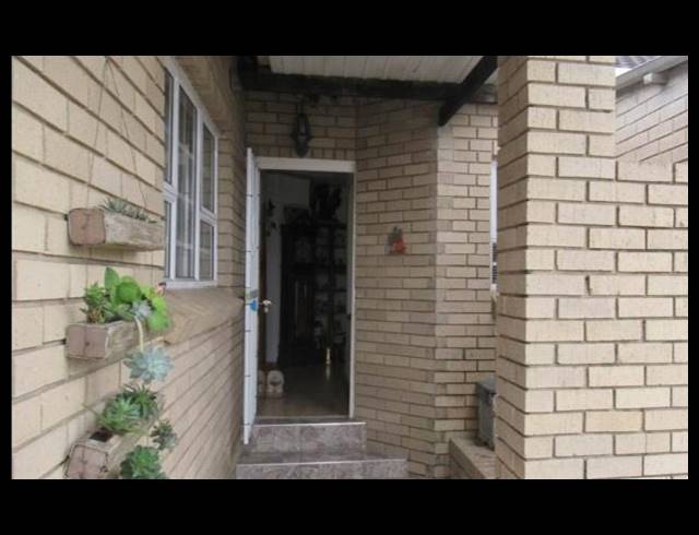 2 BEDROOM TOWNHOUSE FOR SALE IN MEER EN SEE